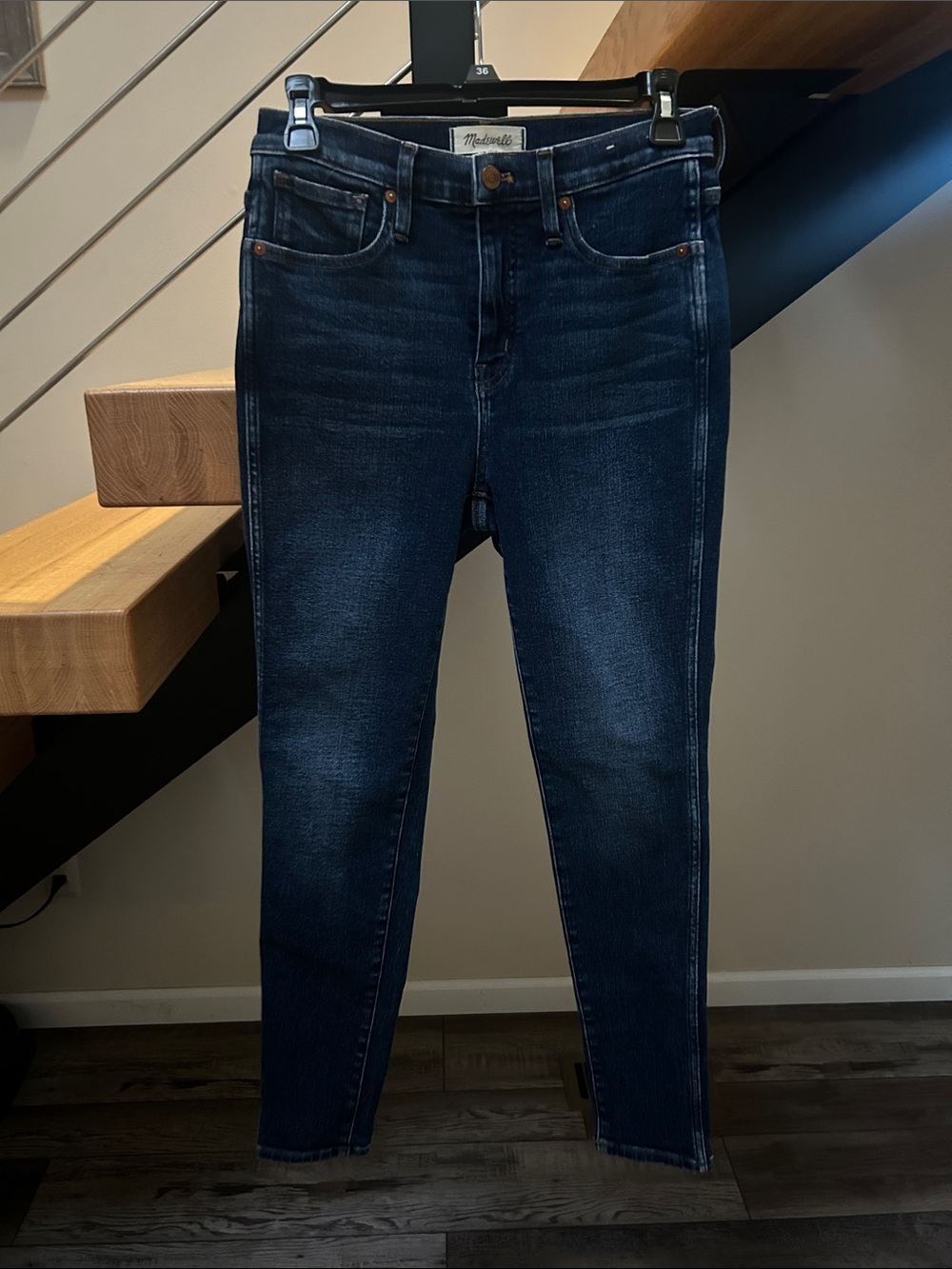 Madewell Skinny Jeans in Dark Blue Wash 10 “ High Rise skinny jeans
